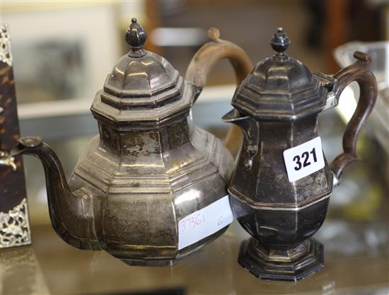 Silver teapot and coffee pot